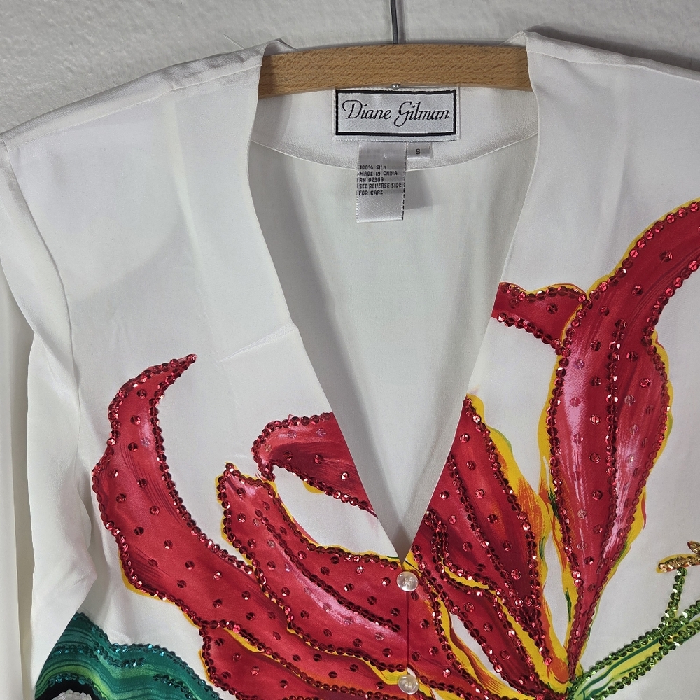 Diane Gilman Silk Beaded Vintage Size M ButtonUp Floral Tunic Blouse White Red - Picture 3 of 16